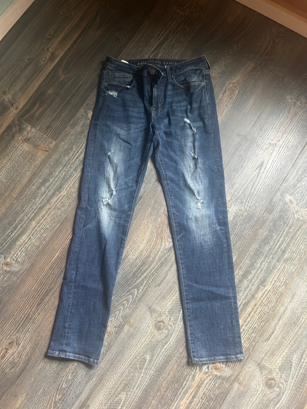 American Eagle Outfitters Men's Dark Blue Ripped Skinny Jeans